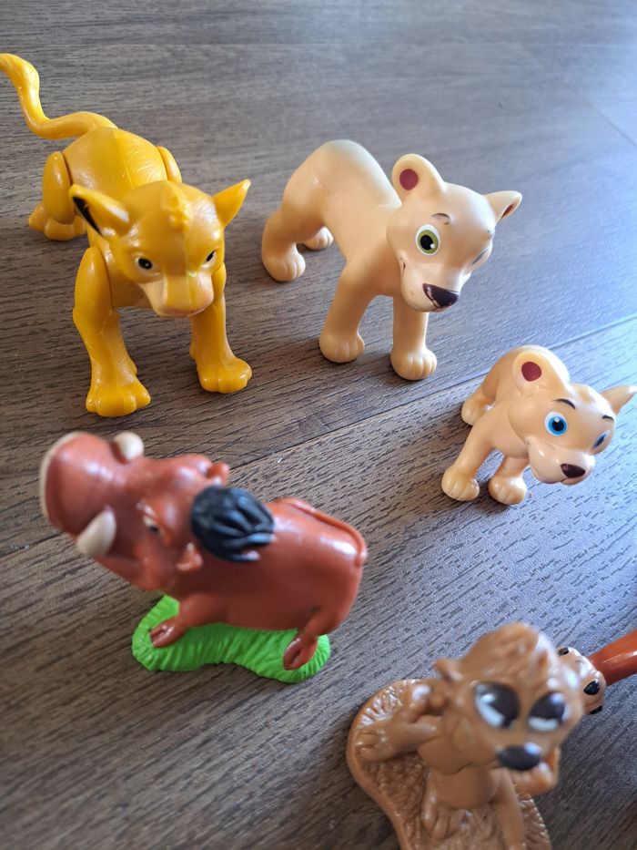 Lot figurine roi lion - photo numéro 2