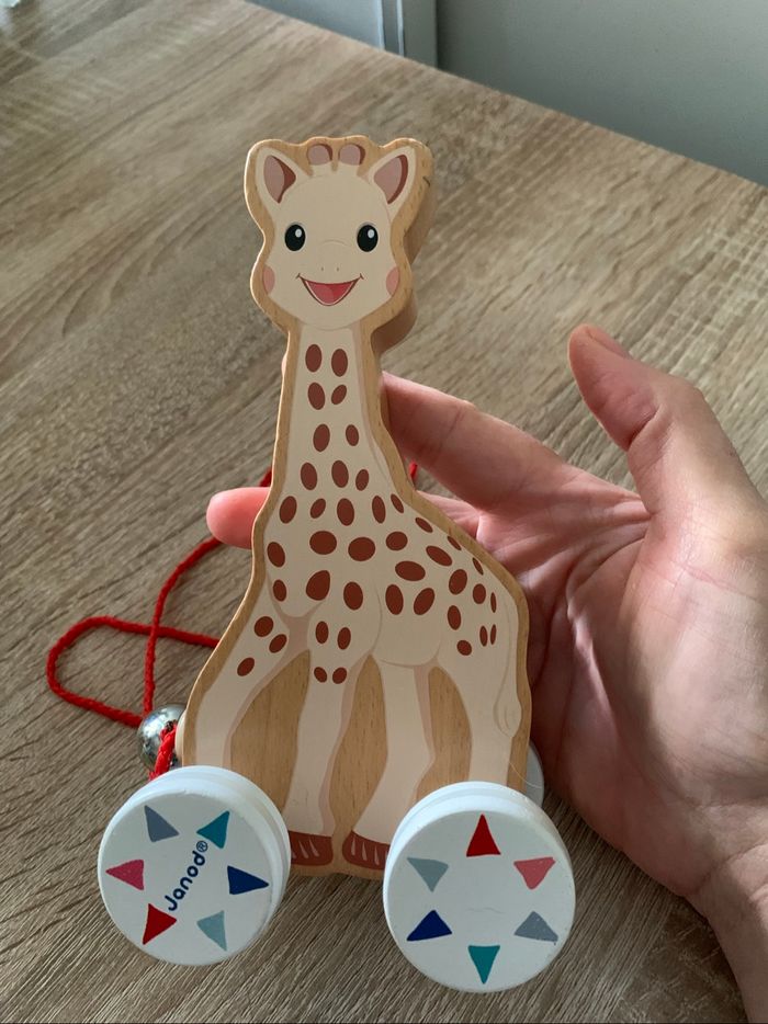 Jouet à tirer en bois Sophie la girafe - photo numéro 4