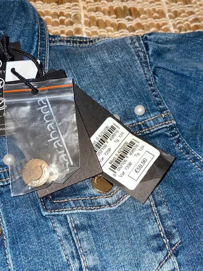 Veste en jeans et perle courte taille 12 ans - photo numéro 4