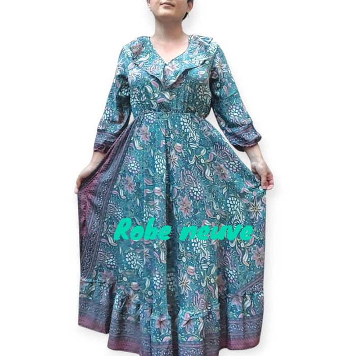 Superbe robe neuve pure soie