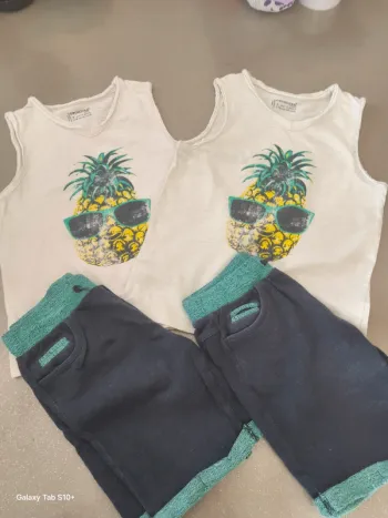 Lot shorts et t shirts Ananas 🍍 🍍
