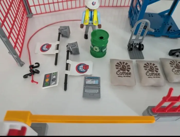 Playmobil 70773 espace de stockage city action cargo port - photo numéro 5