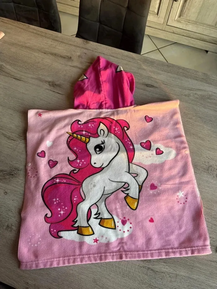 Sortie de bain ou piscine licorne - photo numéro 3