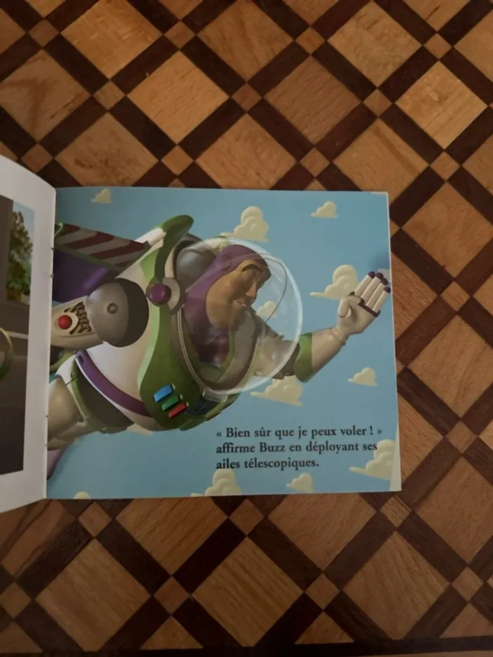 Petit livre souple Toy Story - photo numéro 3