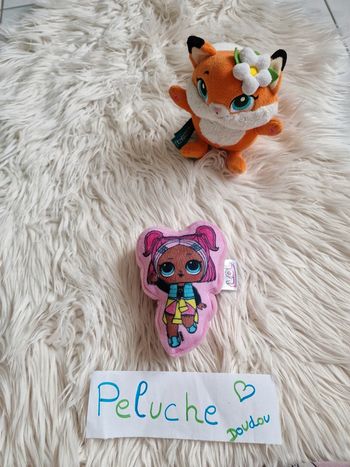 Peluche poupée lol