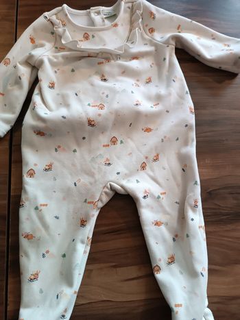 Pyjama tape a l'oeil