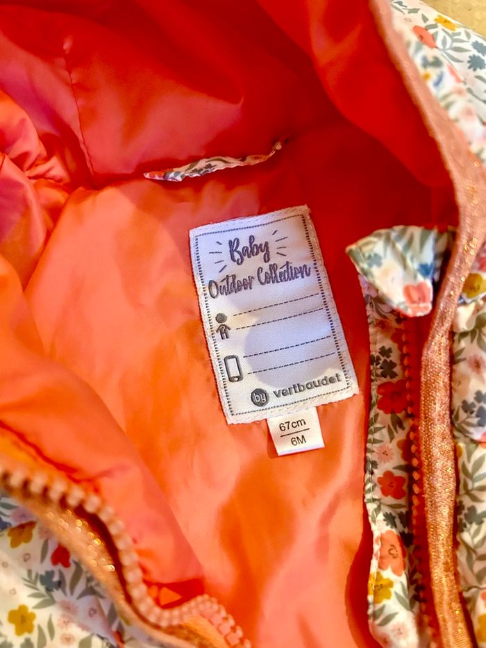 Doudoune fleurie Vertbaudet - 6 mois - TBE - photo numéro 4