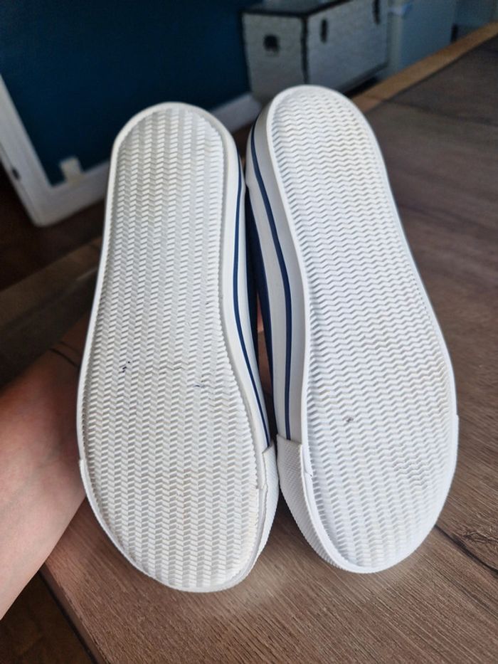 Tennis neuves 30 - photo numéro 4