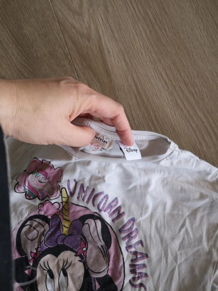 T shirt 4 5ans Disney minnie - photo numéro 3