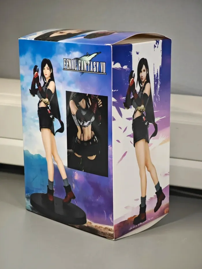 Figurine Final Fantasy VII : Tifa 20cm neuve avec boîte - photo numéro 10
