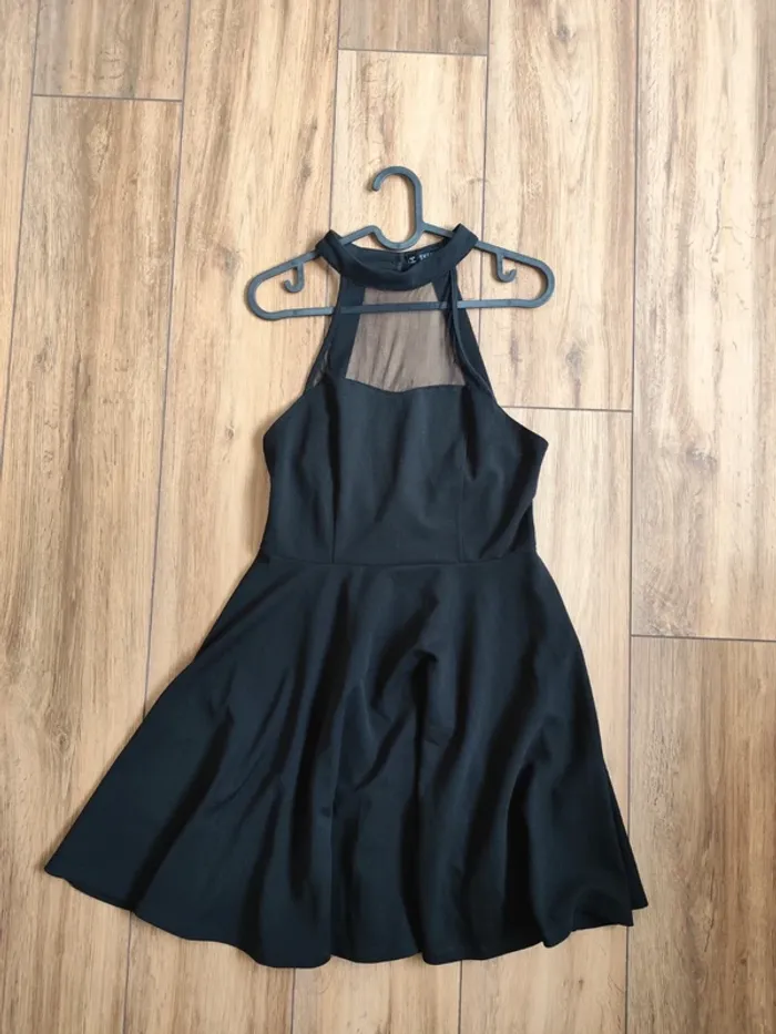 Robe noir