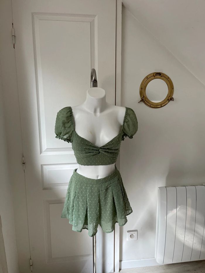 Ensemble haut et short - photo numéro 2
