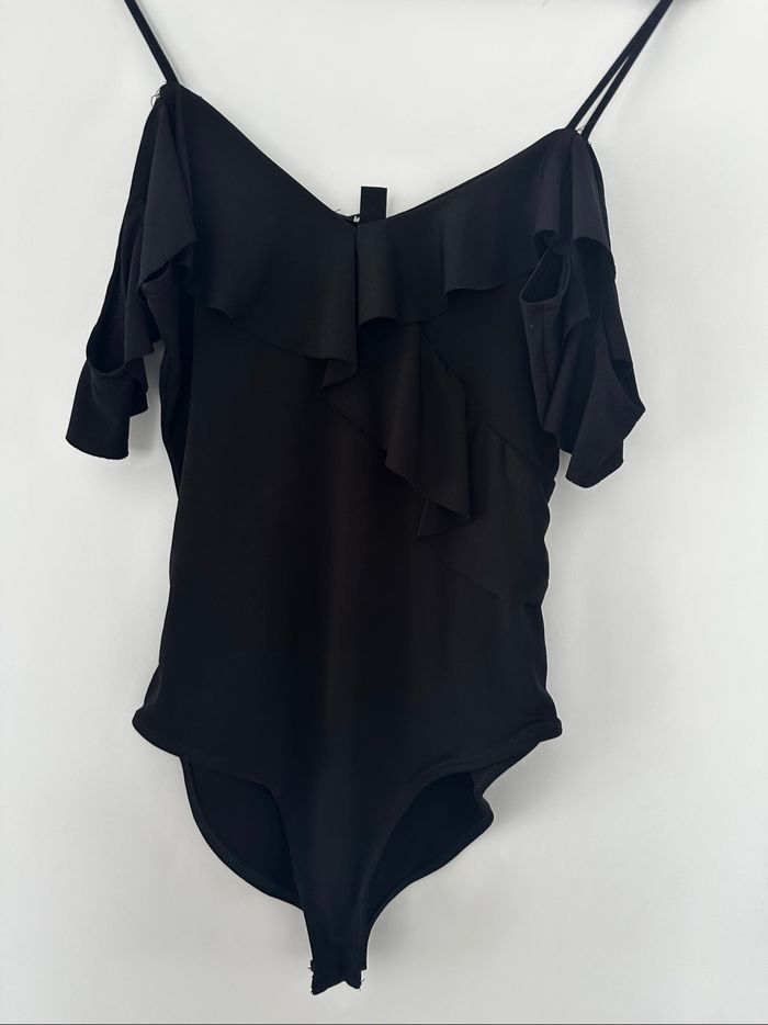 Body noir à volants JENNYFER – Taille S