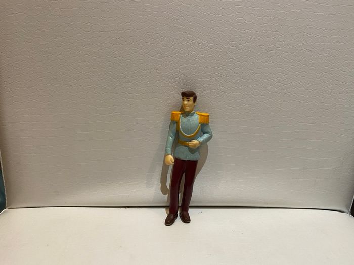 Figurine prince cendrillon