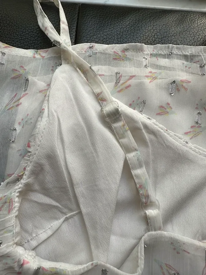 Blouse caraco kiabi xs blanche - photo numéro 4