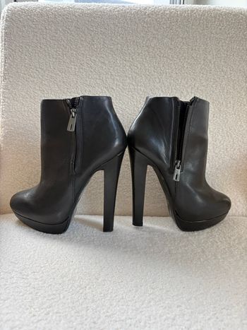 Bottines noires - Taille 37 - Zara