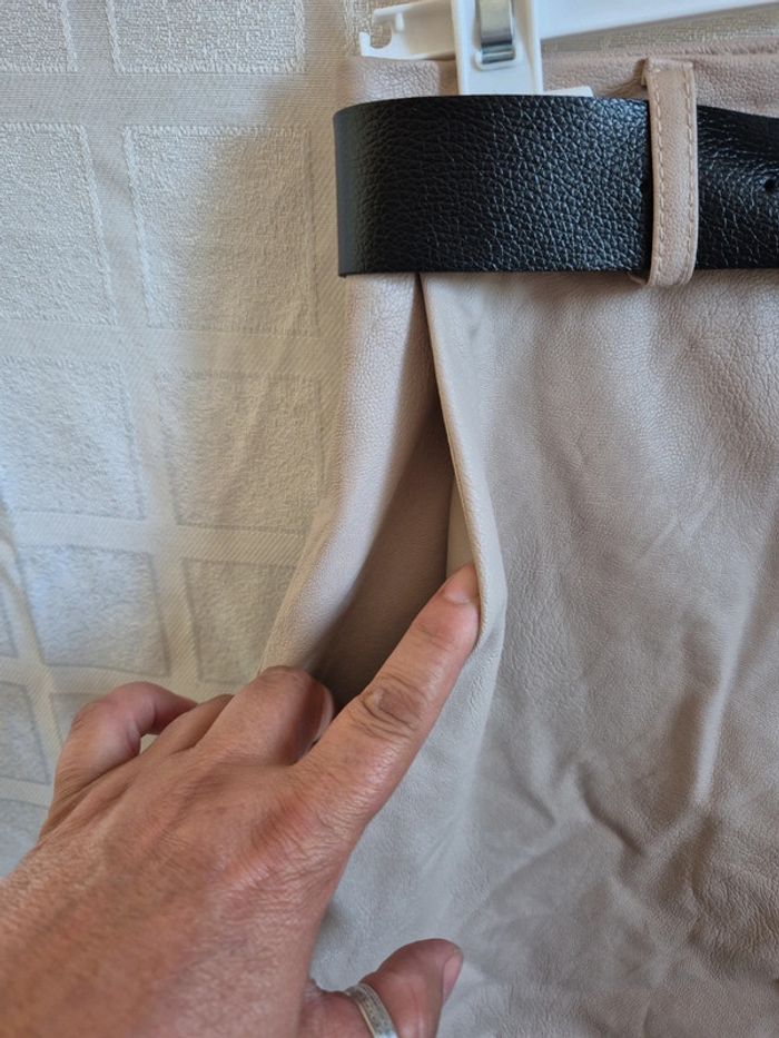 jupe short simili cuir taille 38 - photo numéro 4