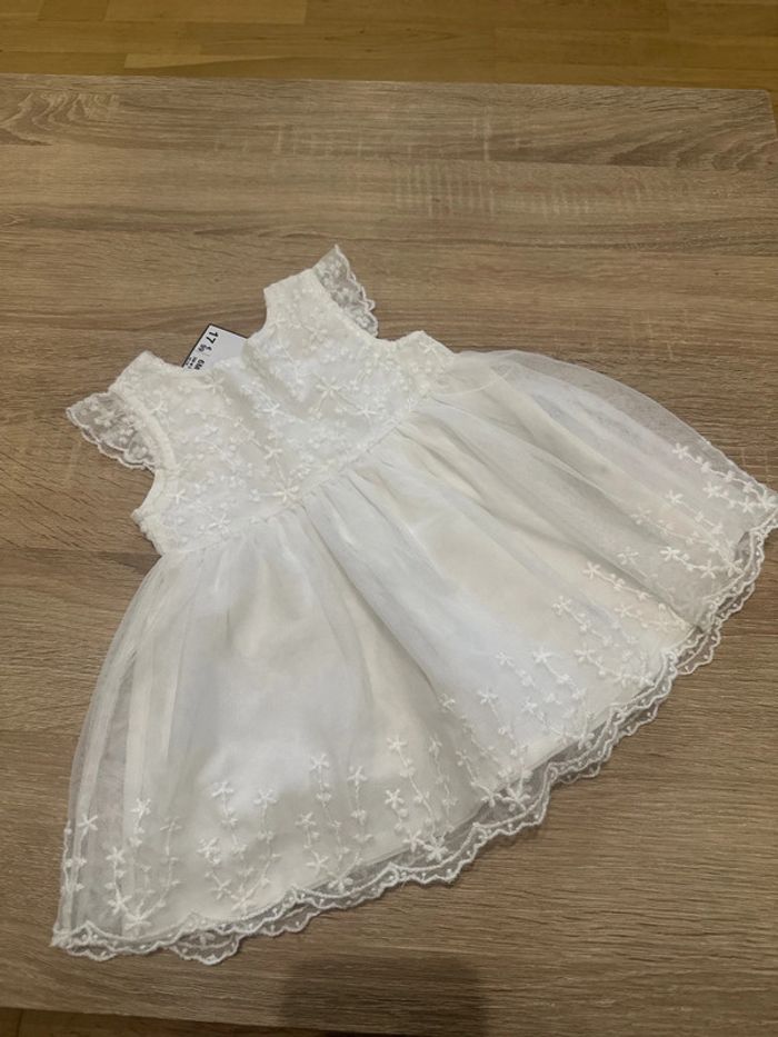Robe de cérémonie