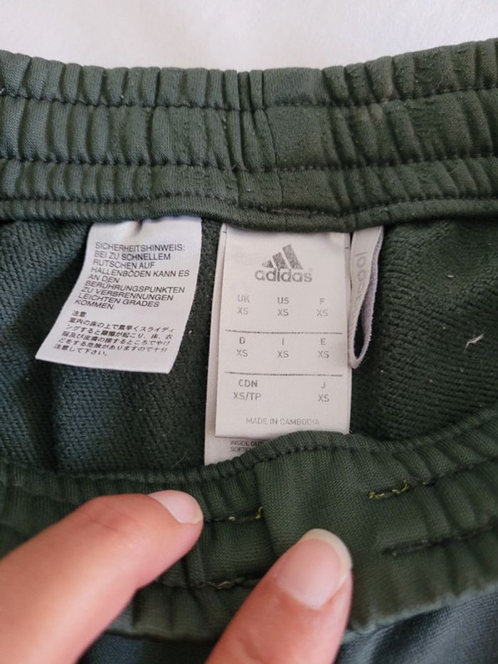 Short adidas deutscher fussball  taille xs - photo numéro 3