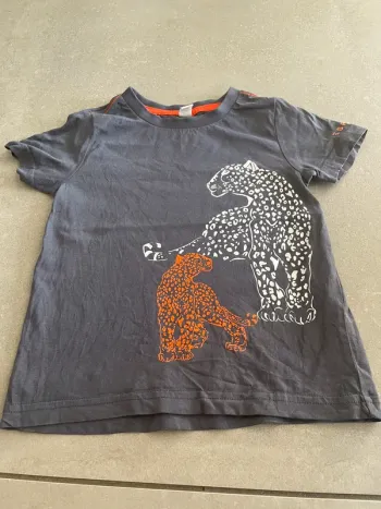 Tee shirt