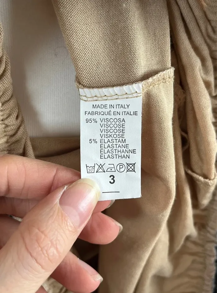 Jupe midi beige avec monogramme D - photo numéro 6