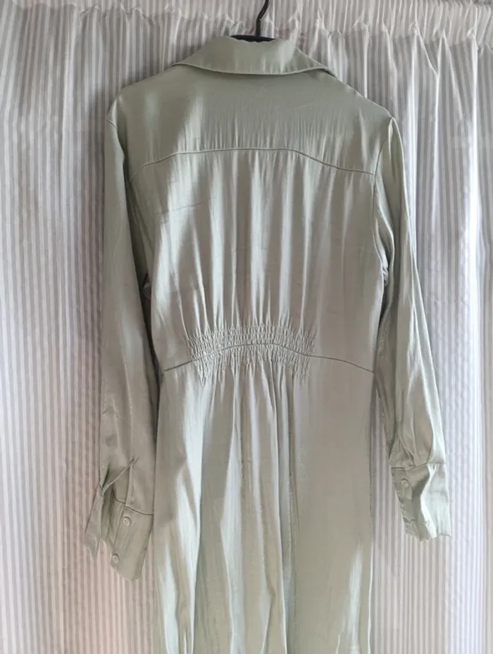 Longue robe vert pastel - photo numéro 4