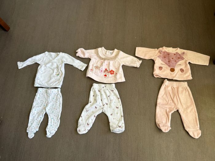 Lots de vêtements 1 mois - photo numéro 10