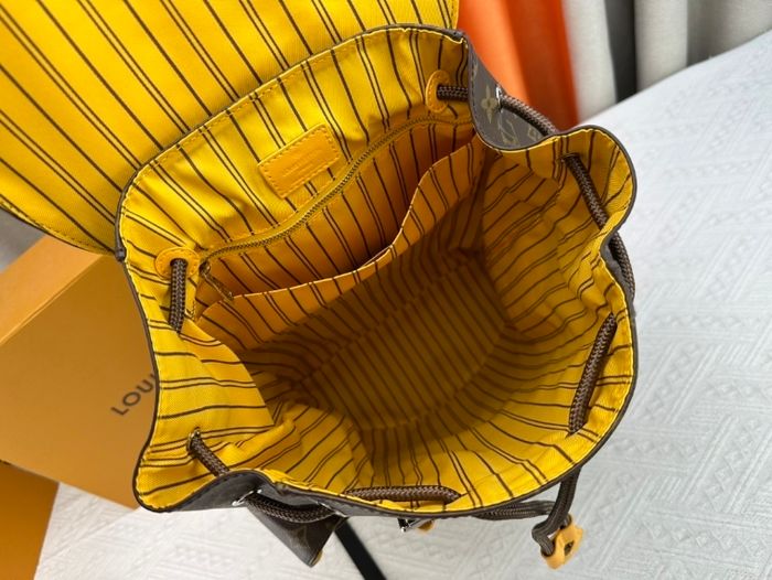 Louis Vuitton M12729 - photo numéro 9