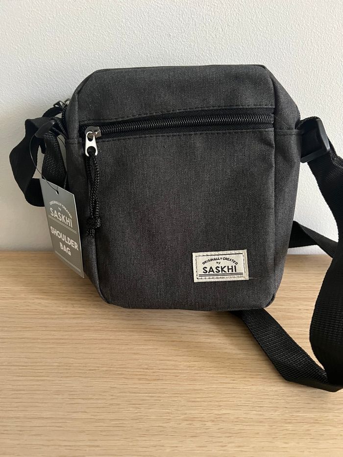 Sacoche neuve - photo numéro 2