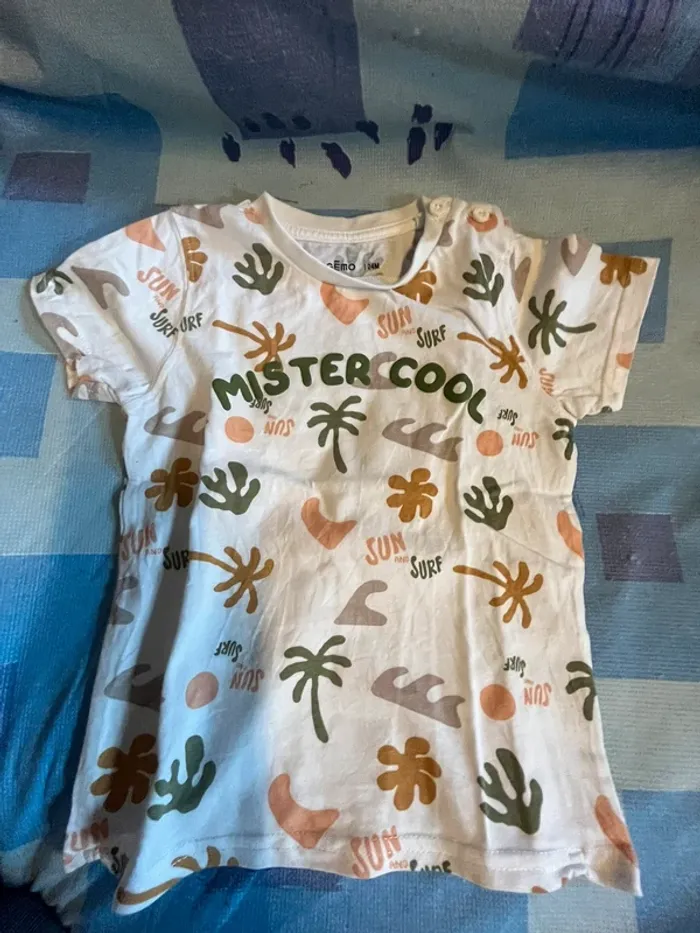 T-shirt taille 86 cm