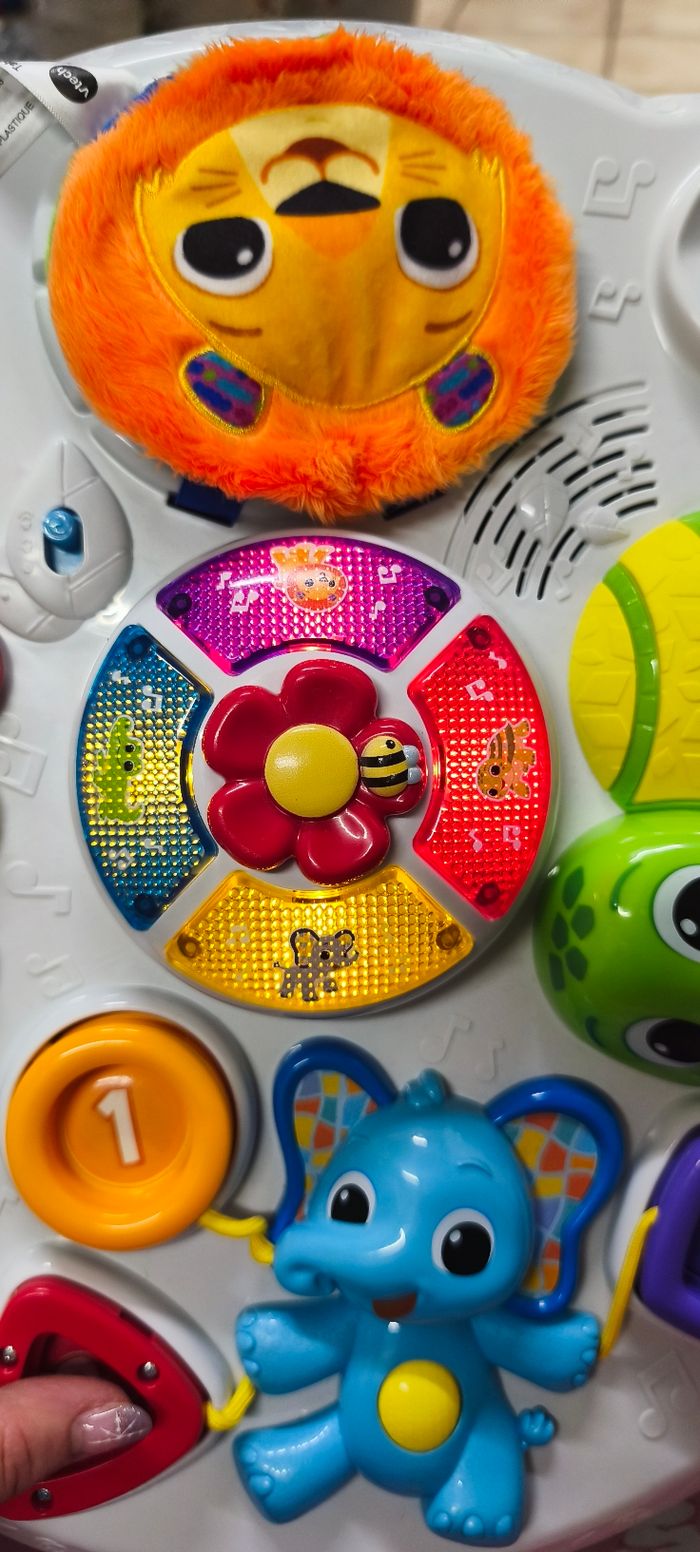 Table d'éveil - photo numéro 3