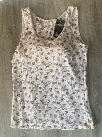 Top à fleurs