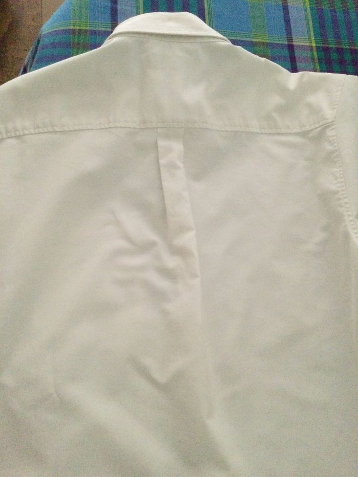 Chemise blanche à manches courtes 16 ans - photo numéro 3