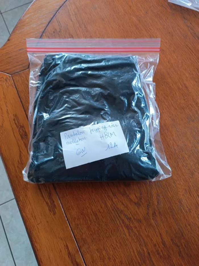 Pantalon Jogging noir H&M 12A - photo numéro 4