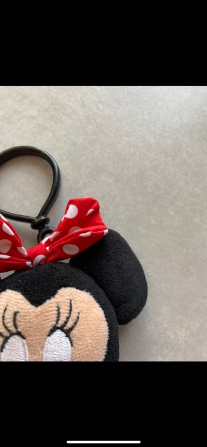Porte clé Minnie en peluche Disney - photo numéro 4