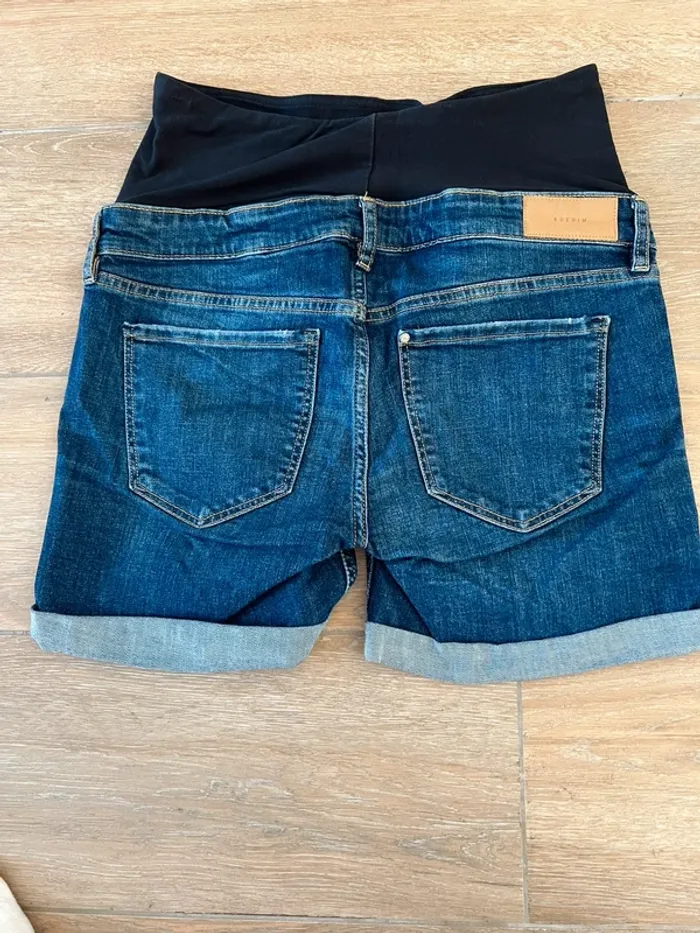 Short maternité H&M - photo numéro 3