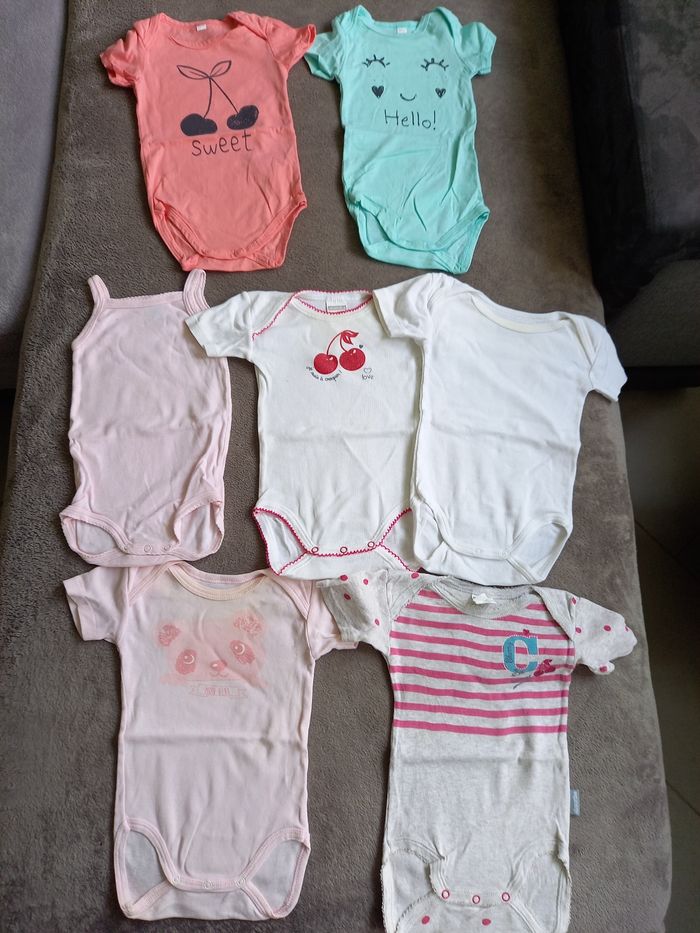 Gros lot vêtements 6 mois fille - photo numéro 9