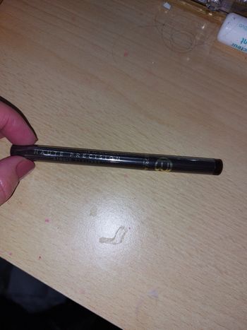 Eye liner l'oréal haute précision 