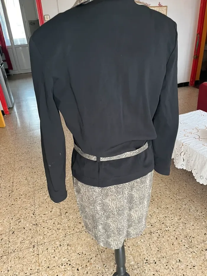Tailleur jupe Q.H.T - photo numéro 6