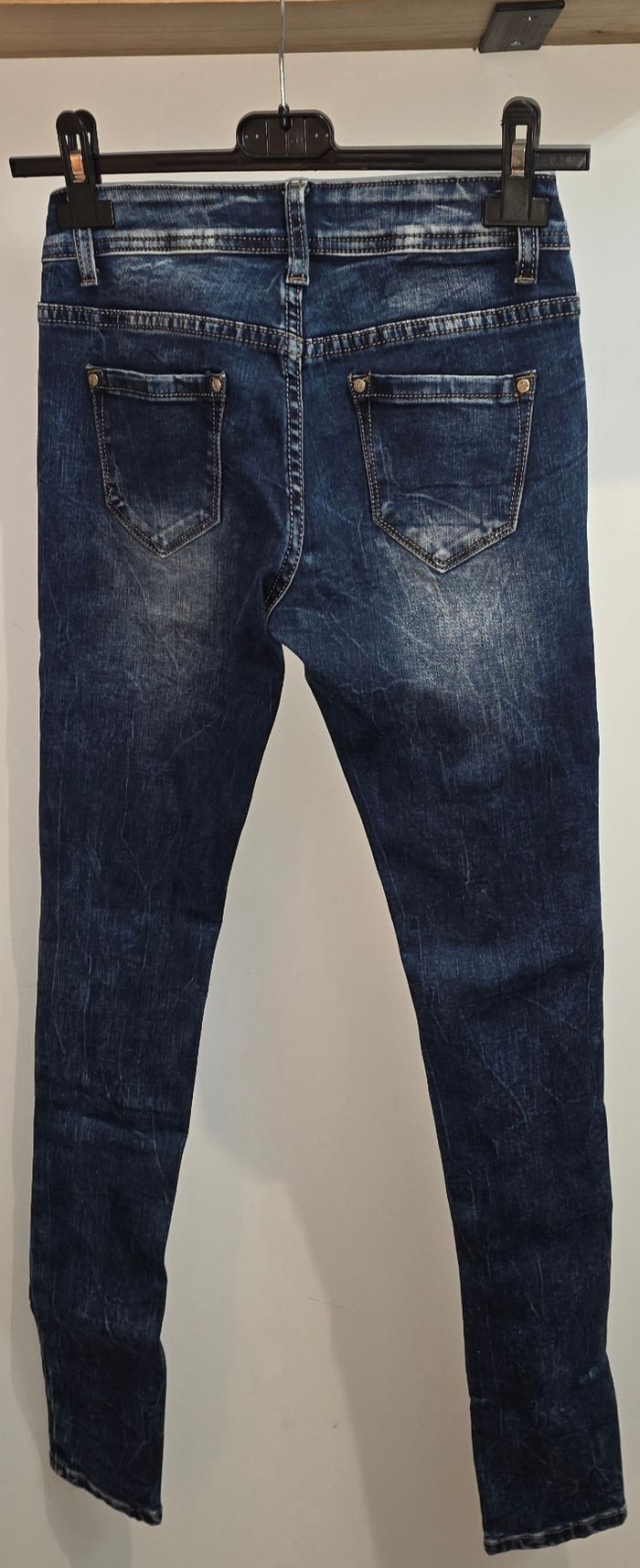 Jeans effet troué, strass/paillettes XS - photo numéro 5