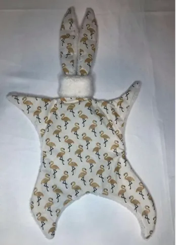 Superbe  doudou  lapin  de  créateur  neuf