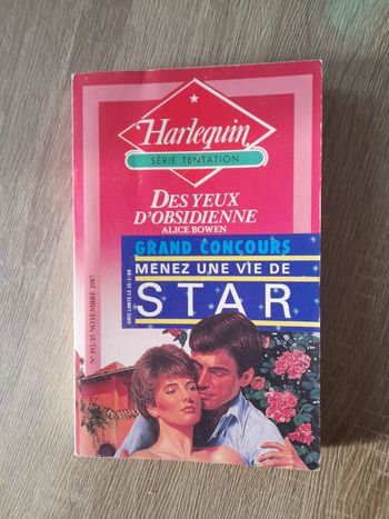 Livre harlequin " Des yeux d obsidienne "