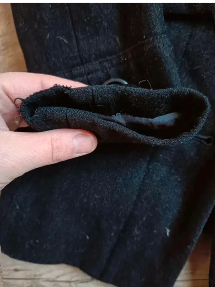 Manteau noir - photo numéro 2