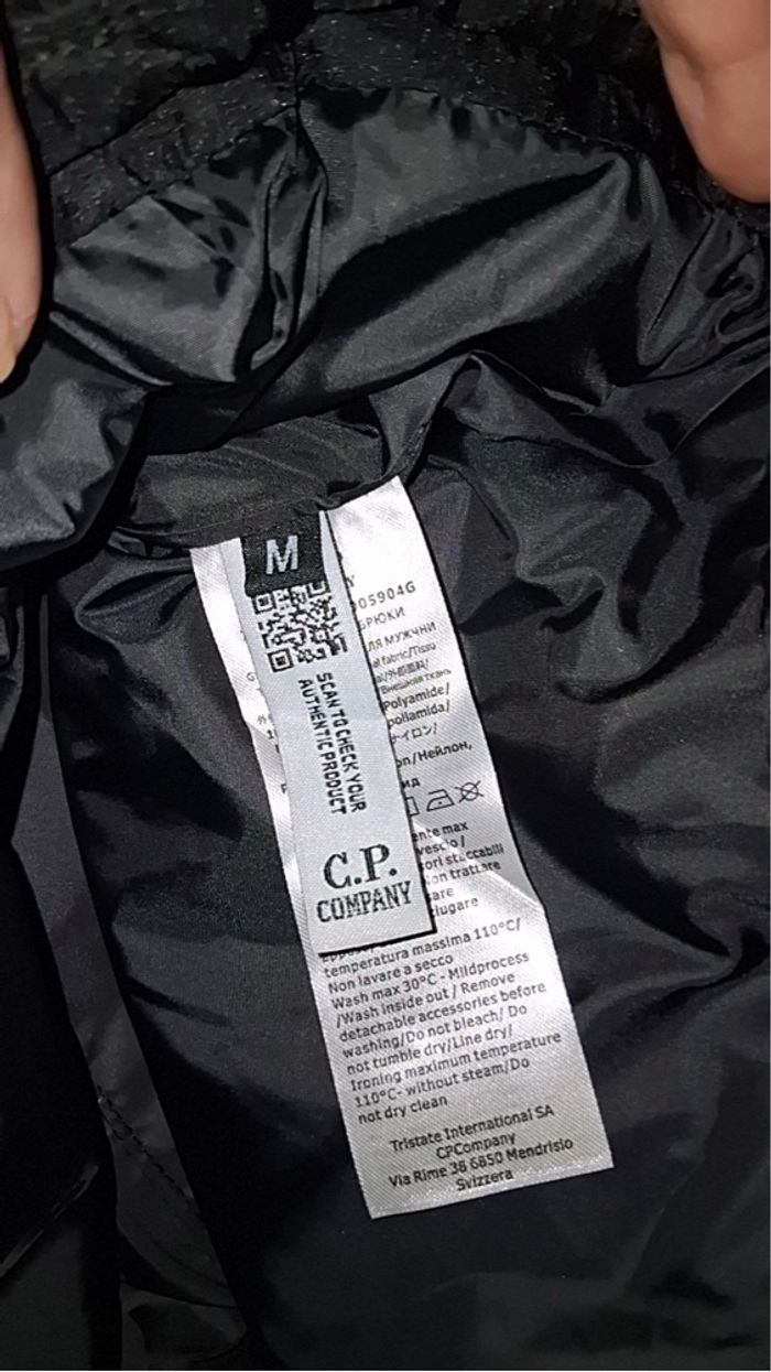 Doudoune Cp company - photo numéro 4