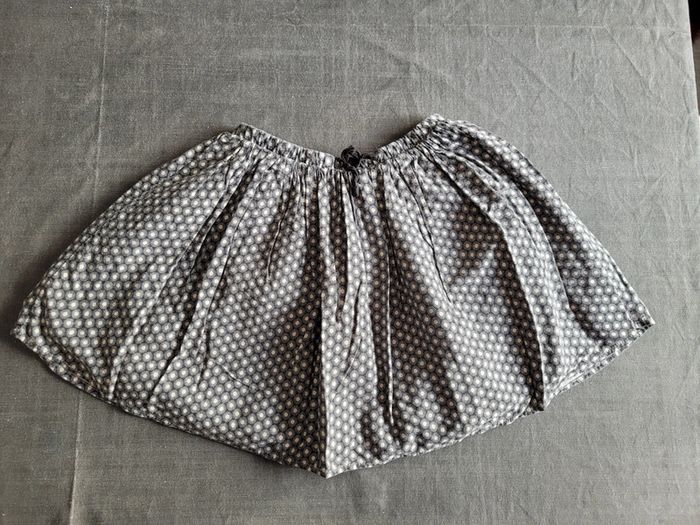 Jupe Neuve Okaïdi 10 ans - photo numéro 3