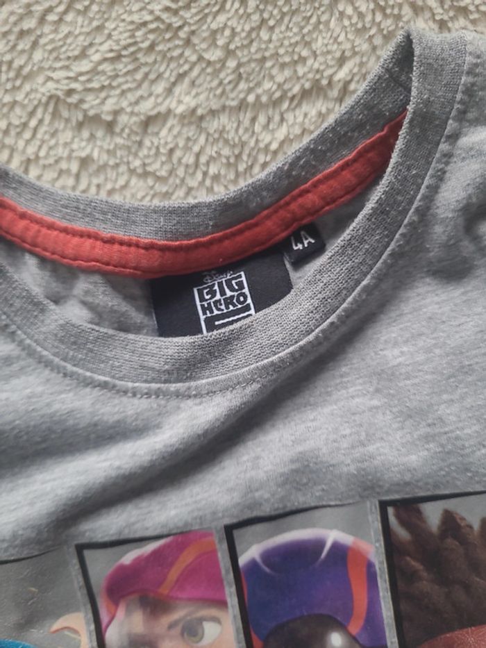 T shirt manche courte 4 ans. - photo numéro 3