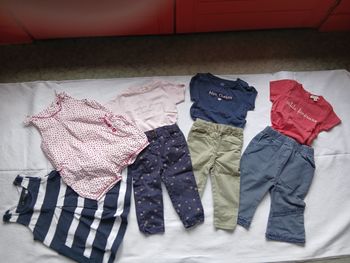 Lot vêtements bébé 12 mois