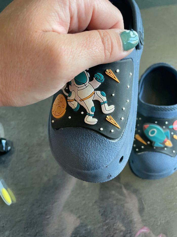 « Crocs » - photo numéro 4