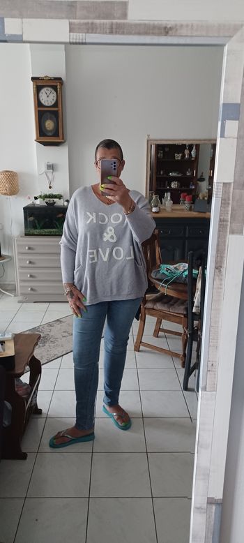 Très joli pull oversieze femme T U