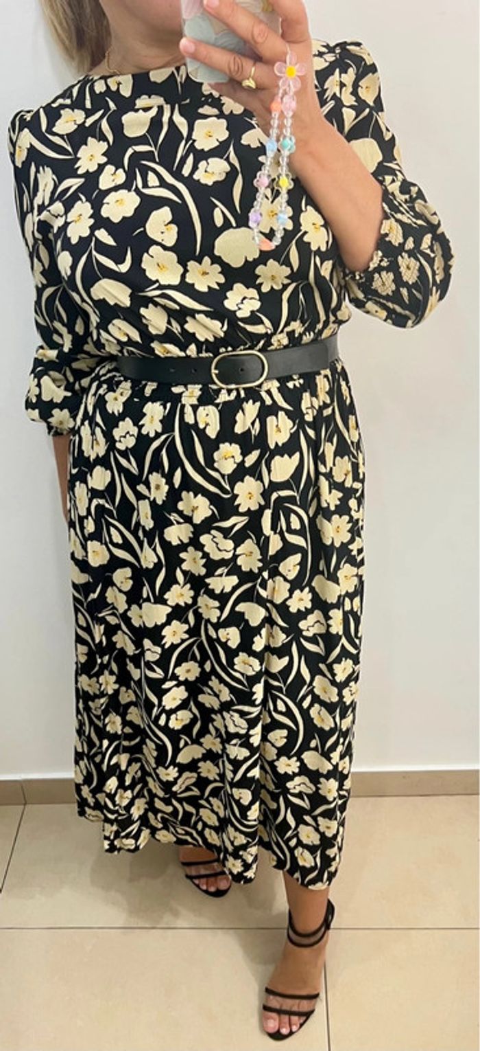 Robe longue à fleurs taille 40 - photo numéro 3